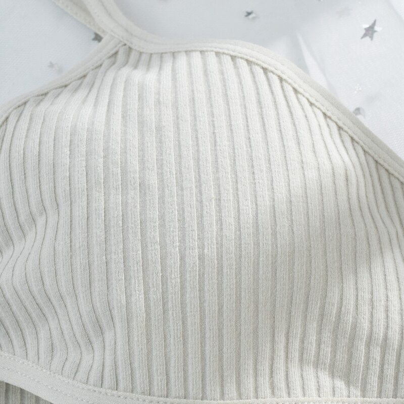 Materiałowy biustonosz prążkowany