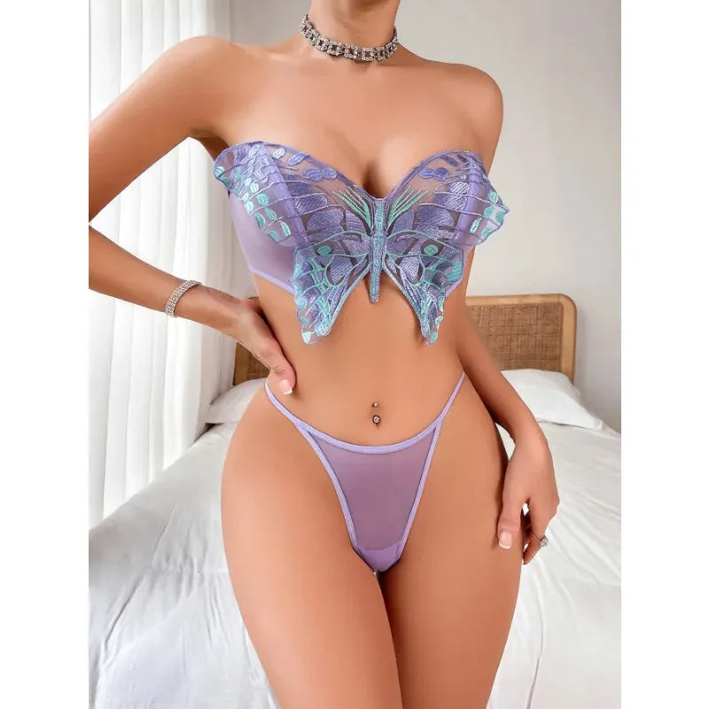 Komplet bielizny z motywem motyla