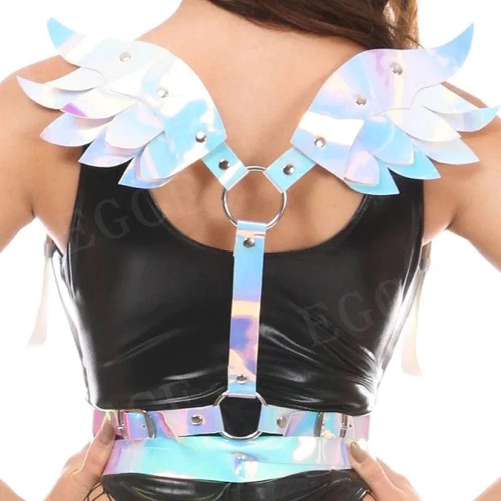 Skórzany harness ze skrzydłami